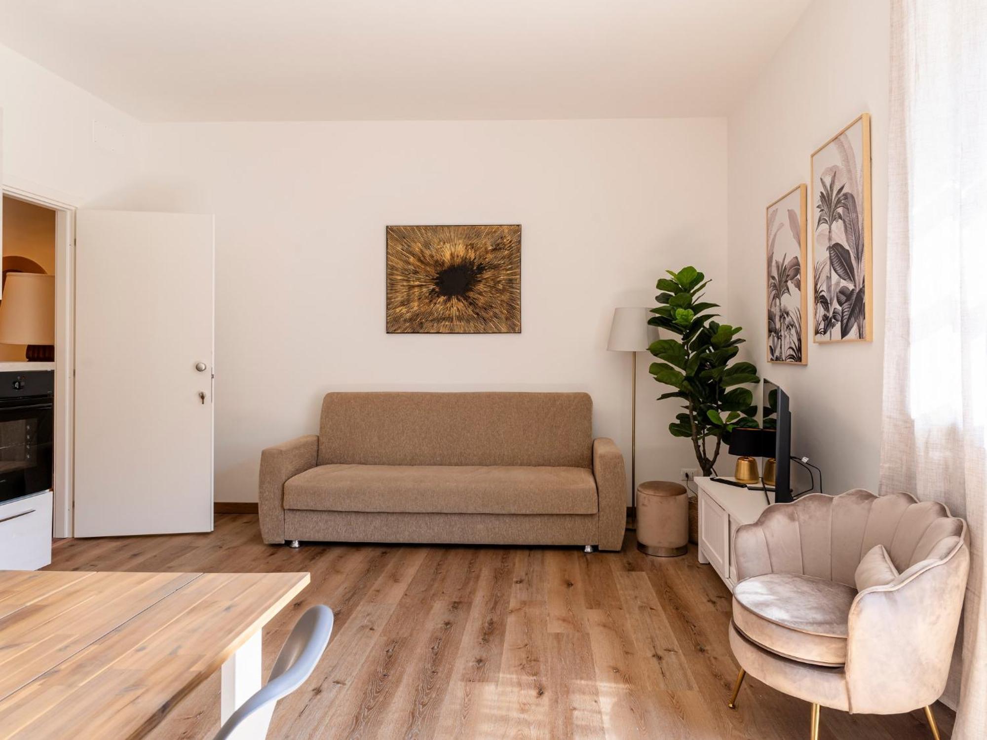 Livorno Central And Modern 2 Apts & 1 Room! Buitenkant foto