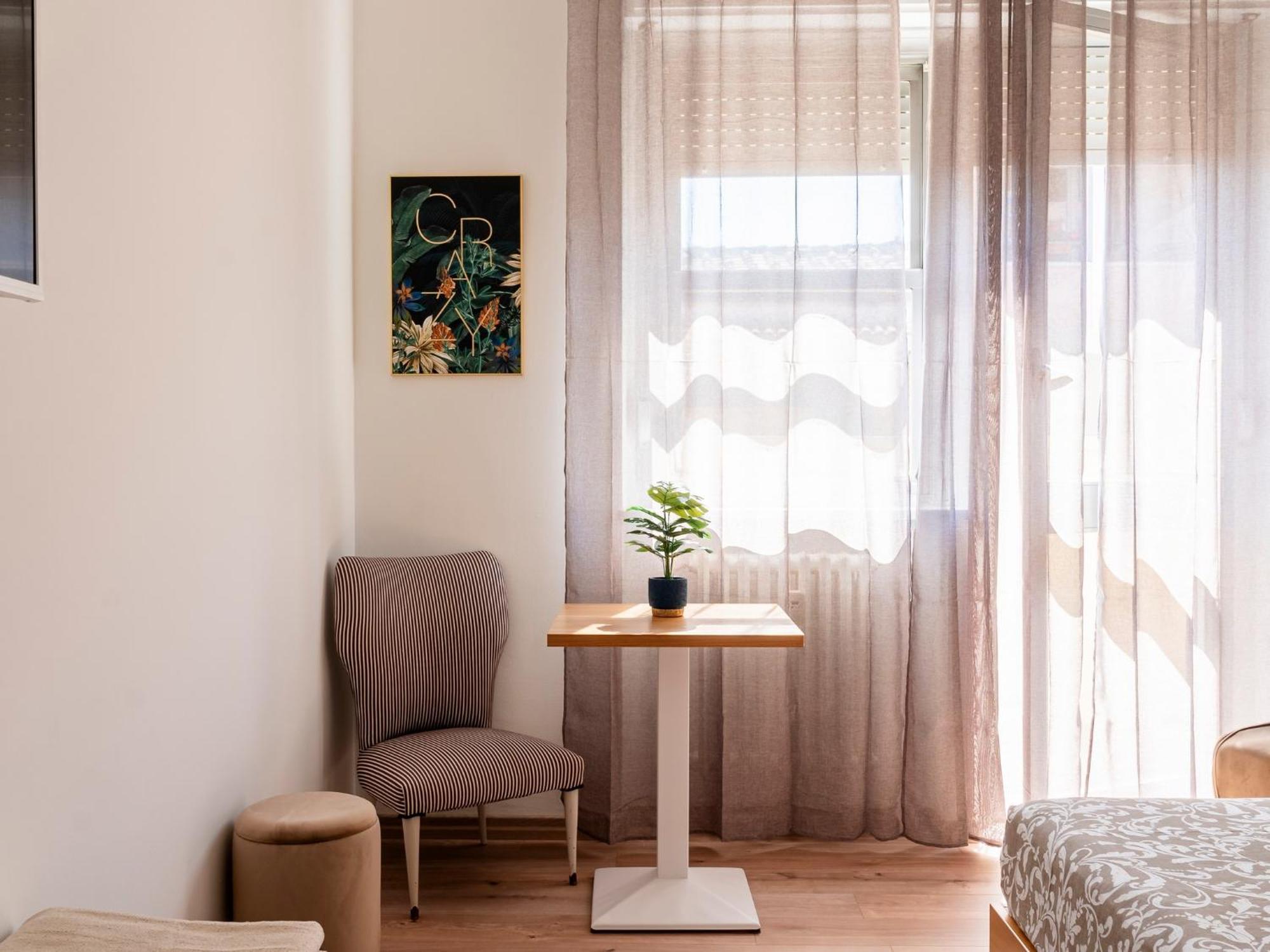 Livorno Central And Modern 2 Apts & 1 Room! Buitenkant foto