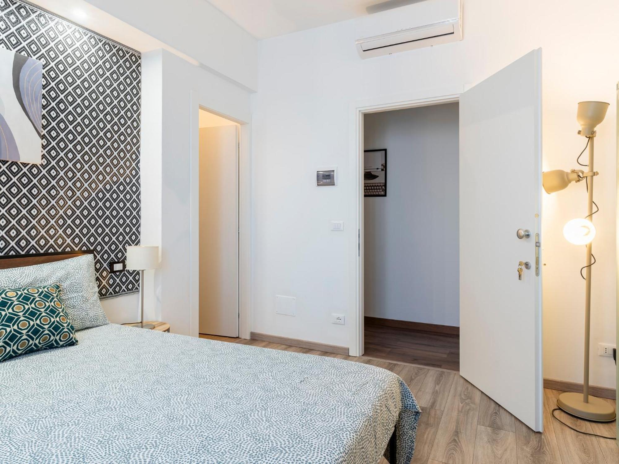 Livorno Central And Modern 2 Apts & 1 Room! Buitenkant foto